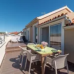Moderne Mit Gartennutzung- Einem G By Interhome Appartamento *