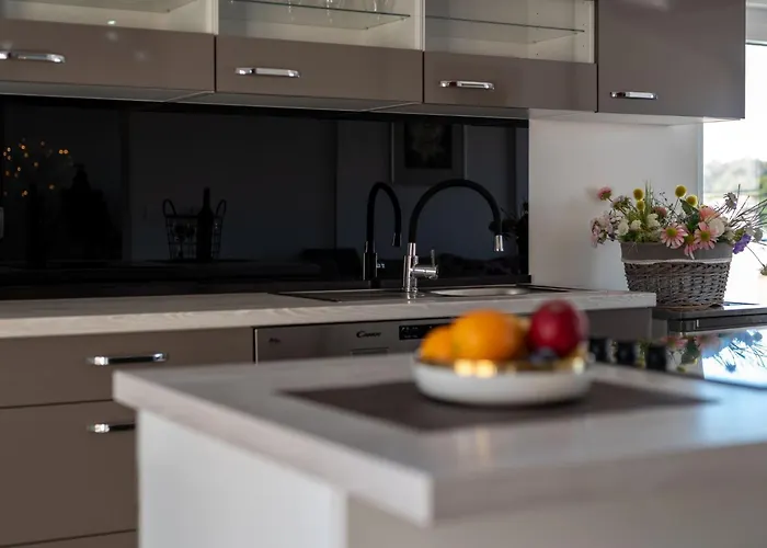 Apartment Moderne Mit Gartennutzung- Einem G By Interhome *