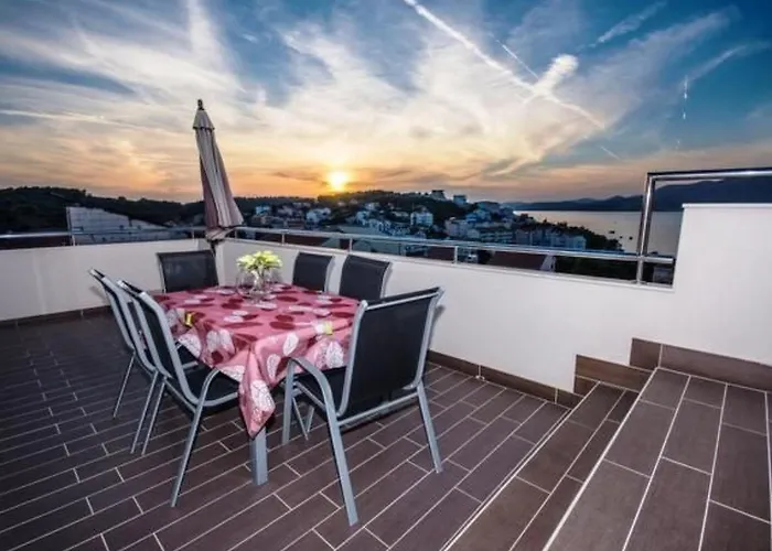 Moderne Mit Gartennutzung- Einem G By Interhome Apartment